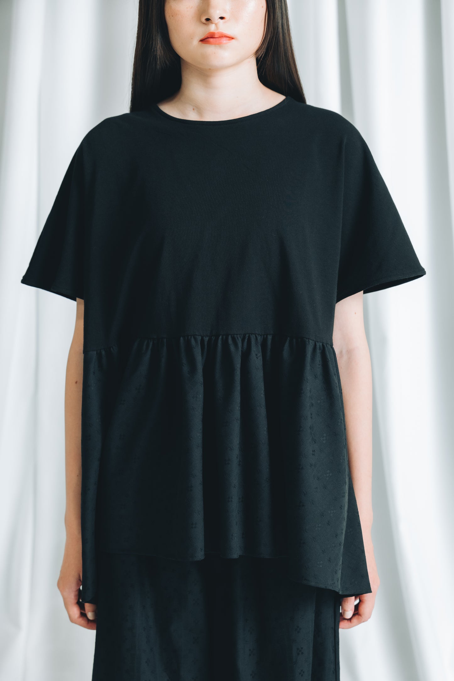 【YOAKE】 ギャザーTOPS(Black×Black)