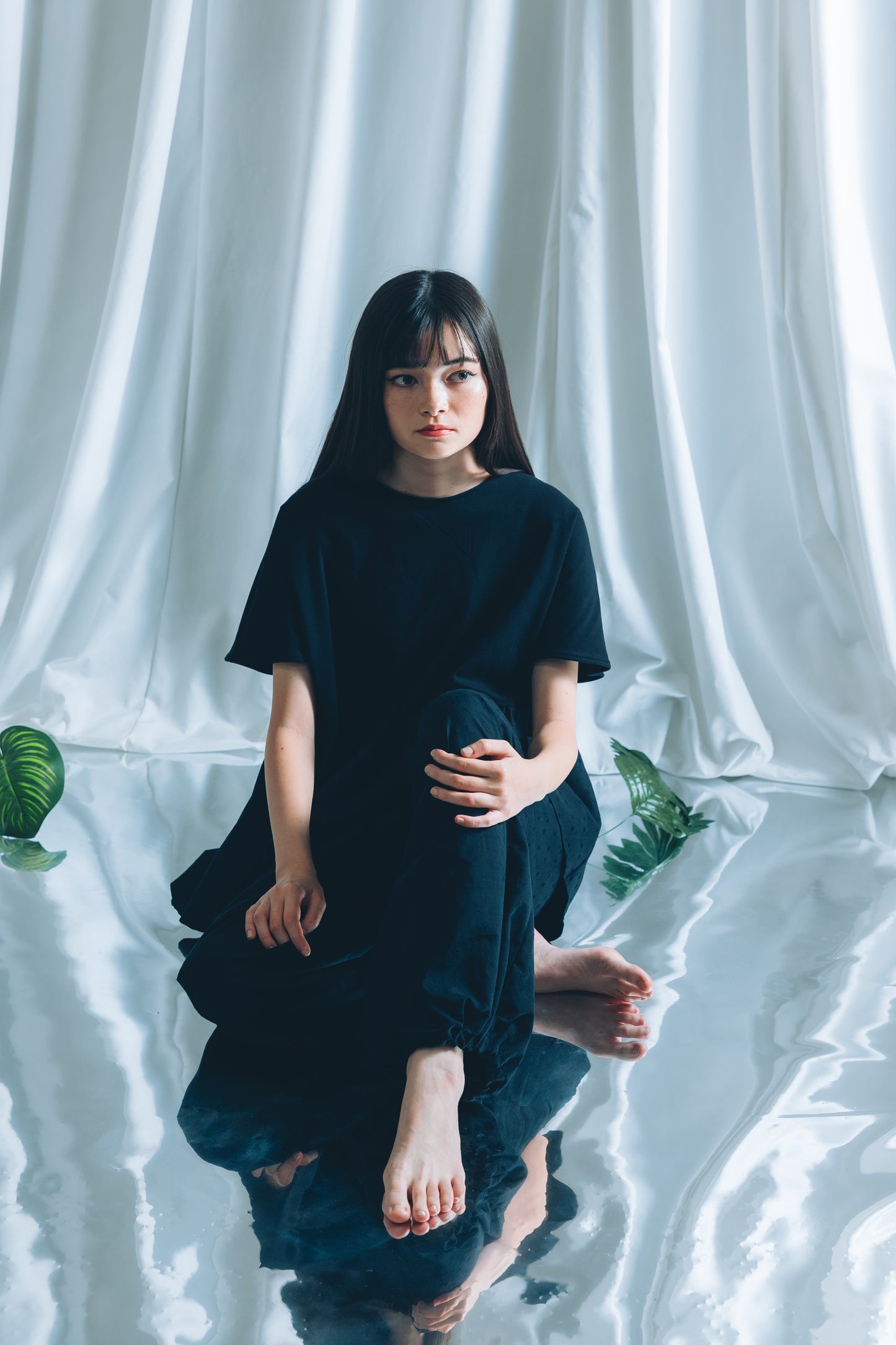 【YOAKE】 ギャザーTOPS(Black×Black)