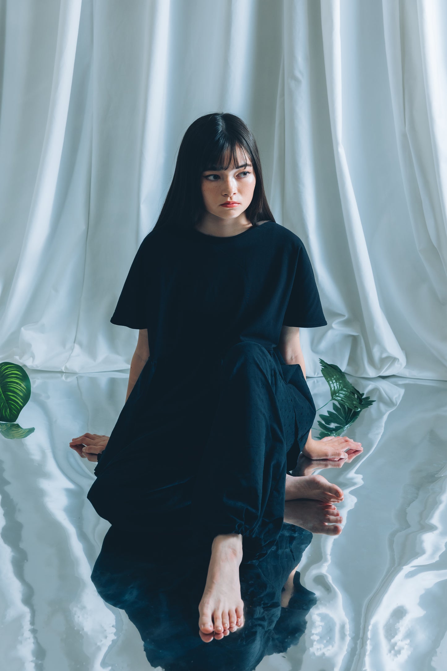 【YOAKE】 ギャザーTOPS(Black×Black)