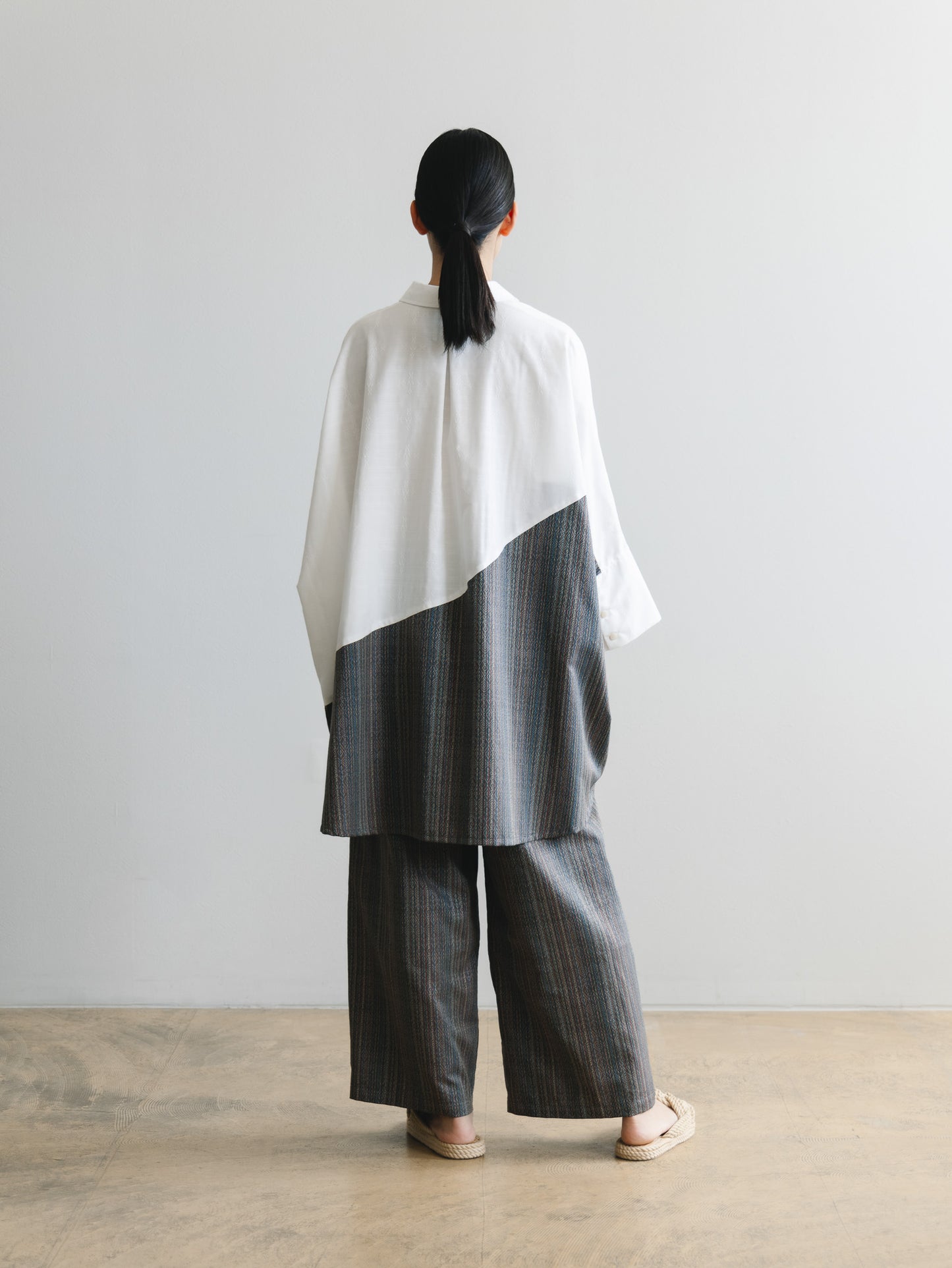 【YOAKE】2WAY長袖シャツチュニック (White×Gray)