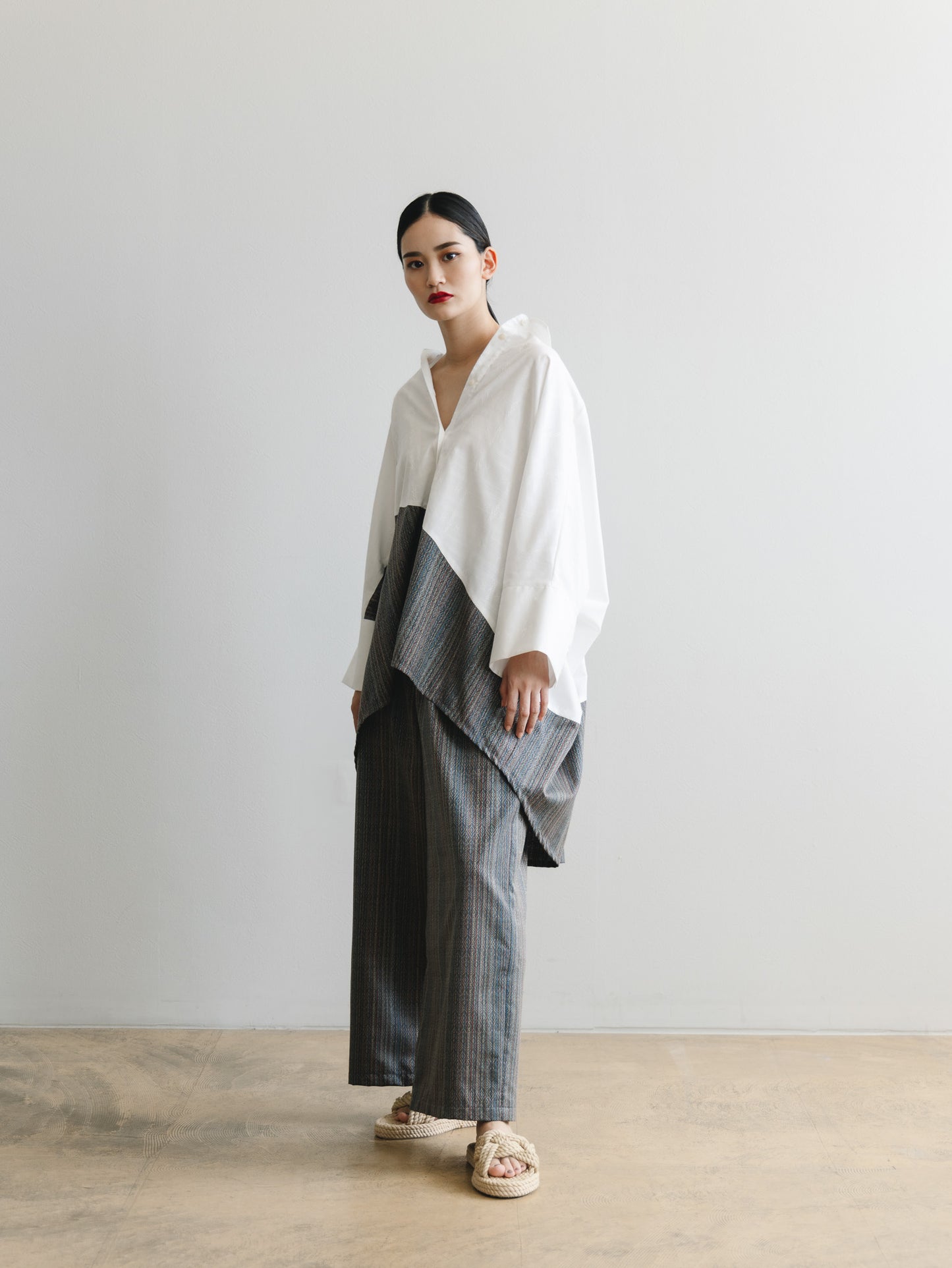 【YOAKE】2WAY長袖シャツチュニック (White×Gray)