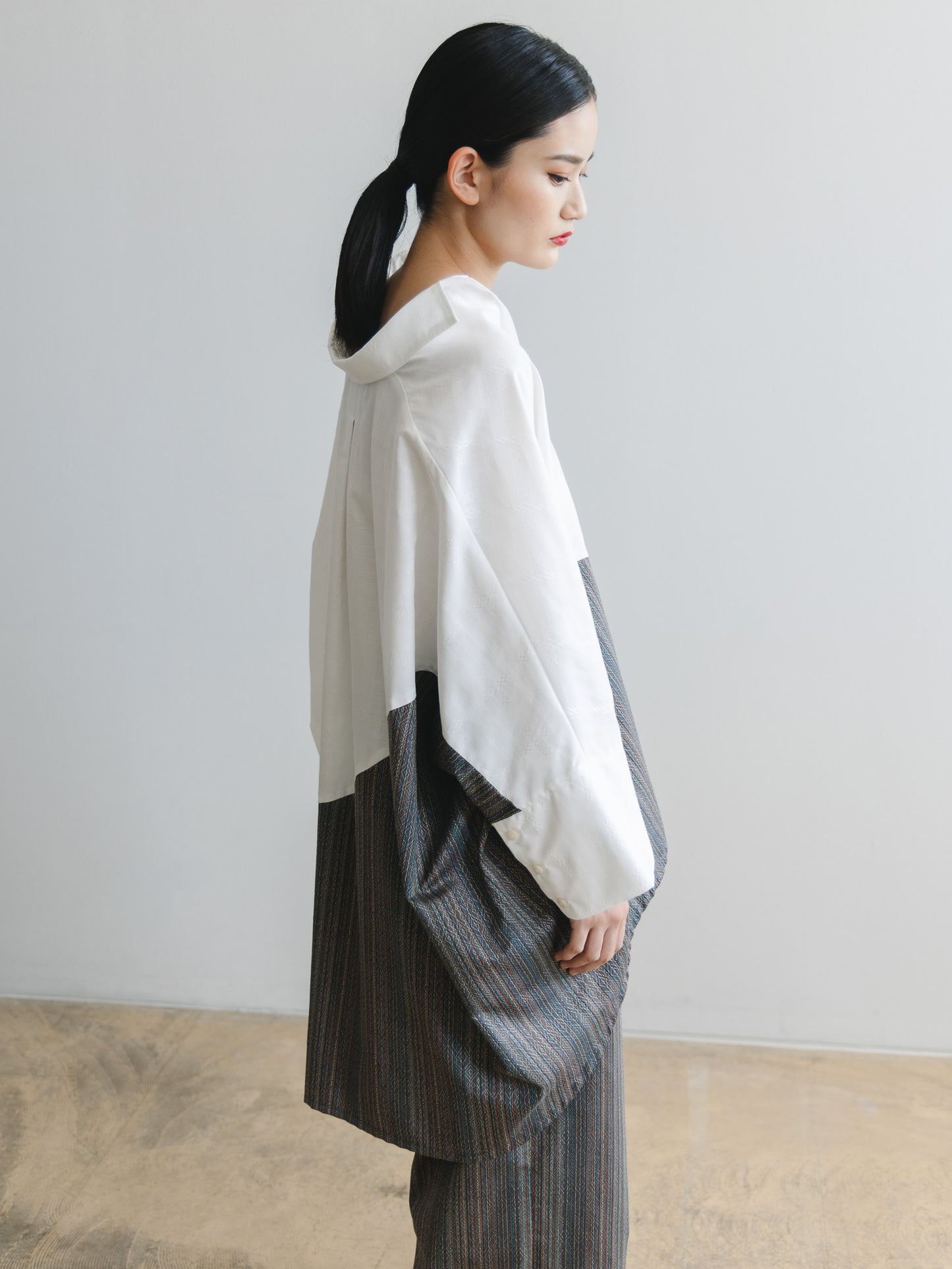 【YOAKE】2WAY長袖シャツチュニック (White×Gray)