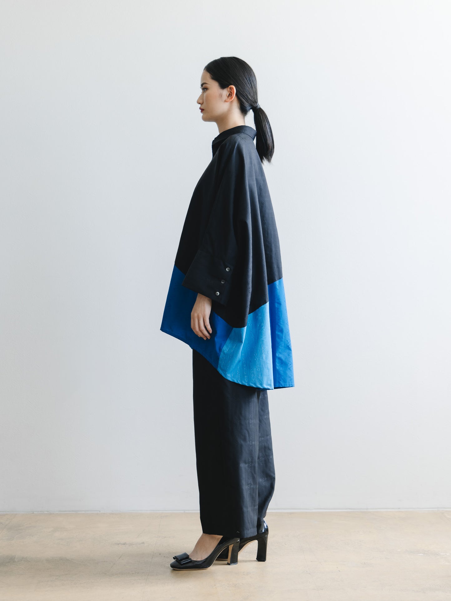 【YOAKE】2WAY長袖シャツチュニック (Black×Blue)