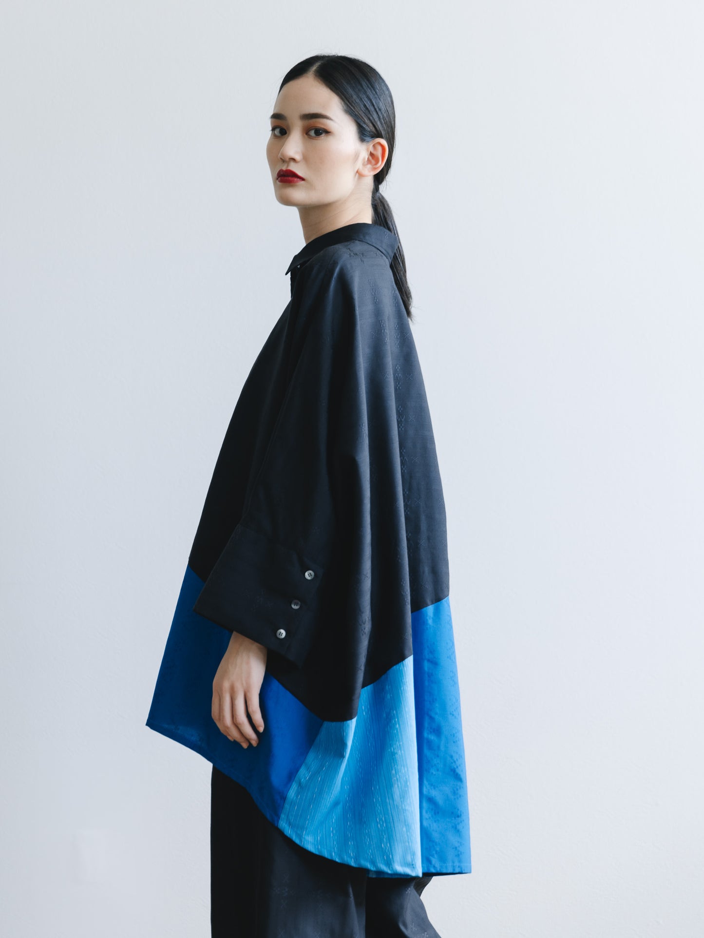 【YOAKE】2WAY長袖シャツチュニック (Black×Blue)