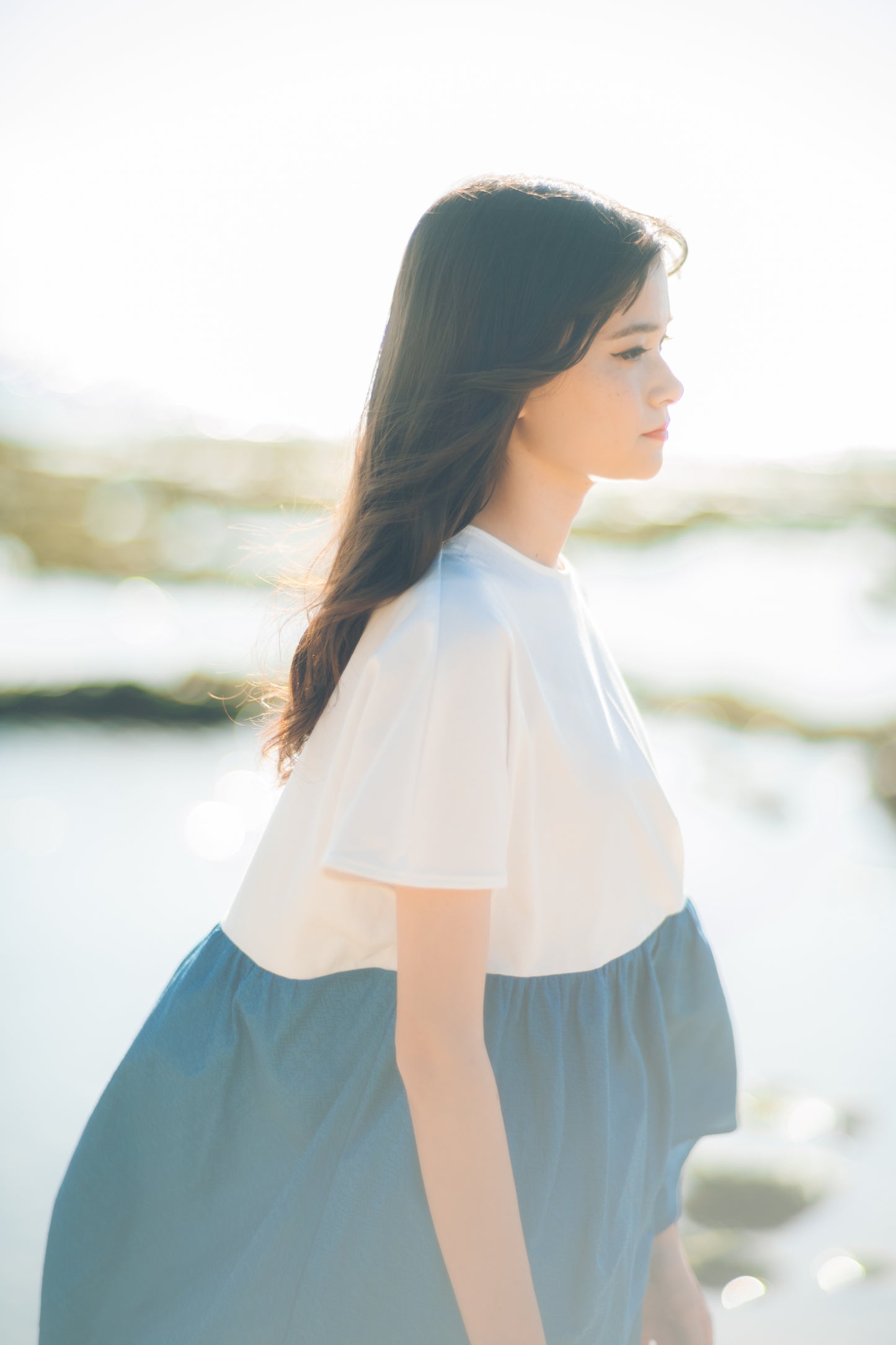 【YOAKE】 ギャザーTOPS(White×Blue)