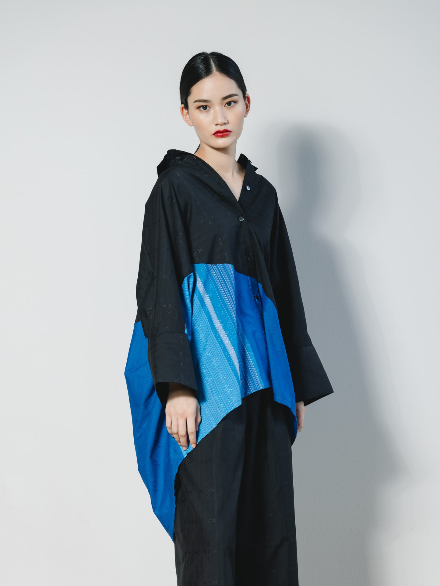 【YOAKE】2WAY長袖シャツチュニック (Black×Blue)