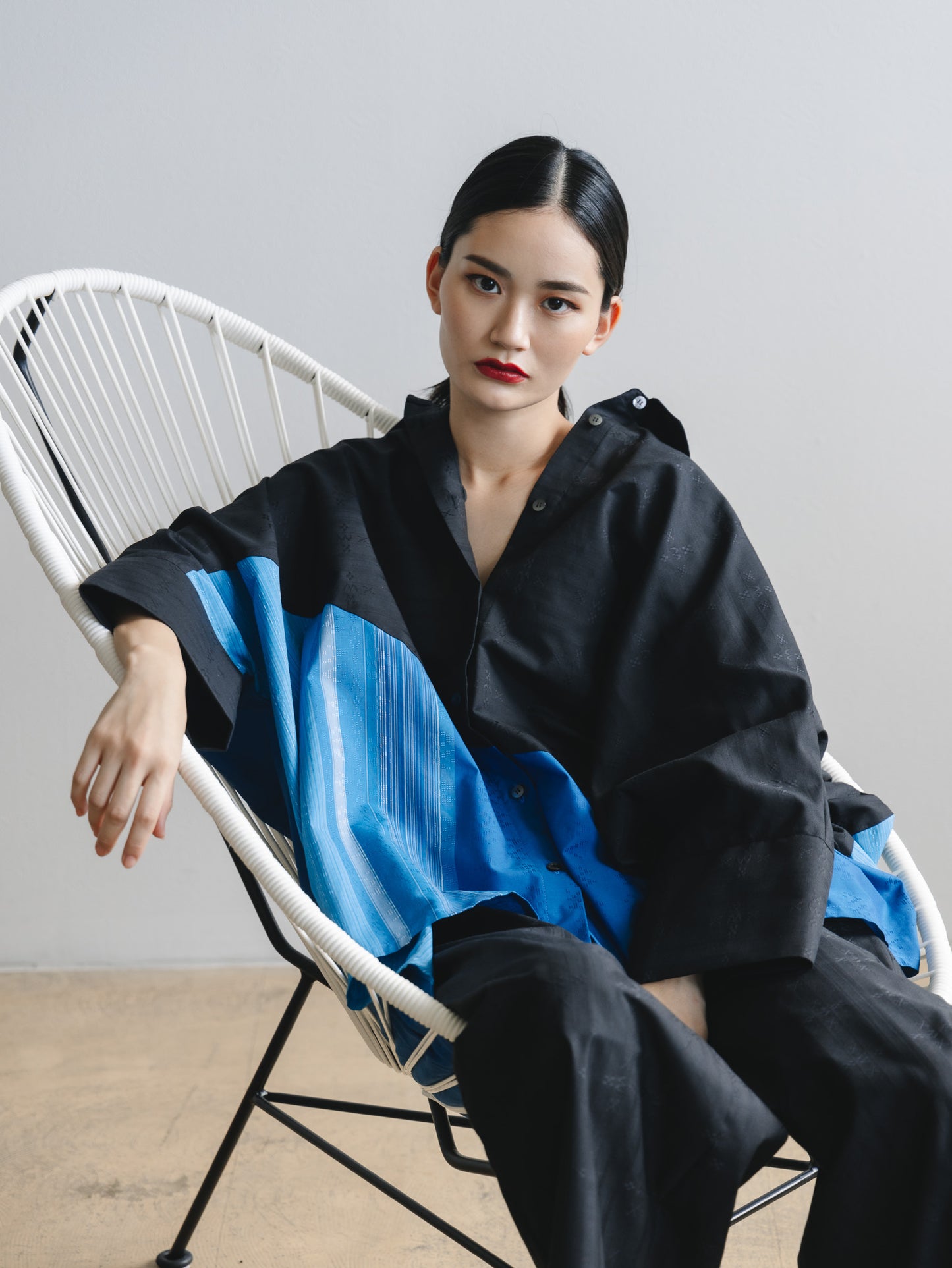 【YOAKE】2WAY長袖シャツチュニック (Black×Blue)