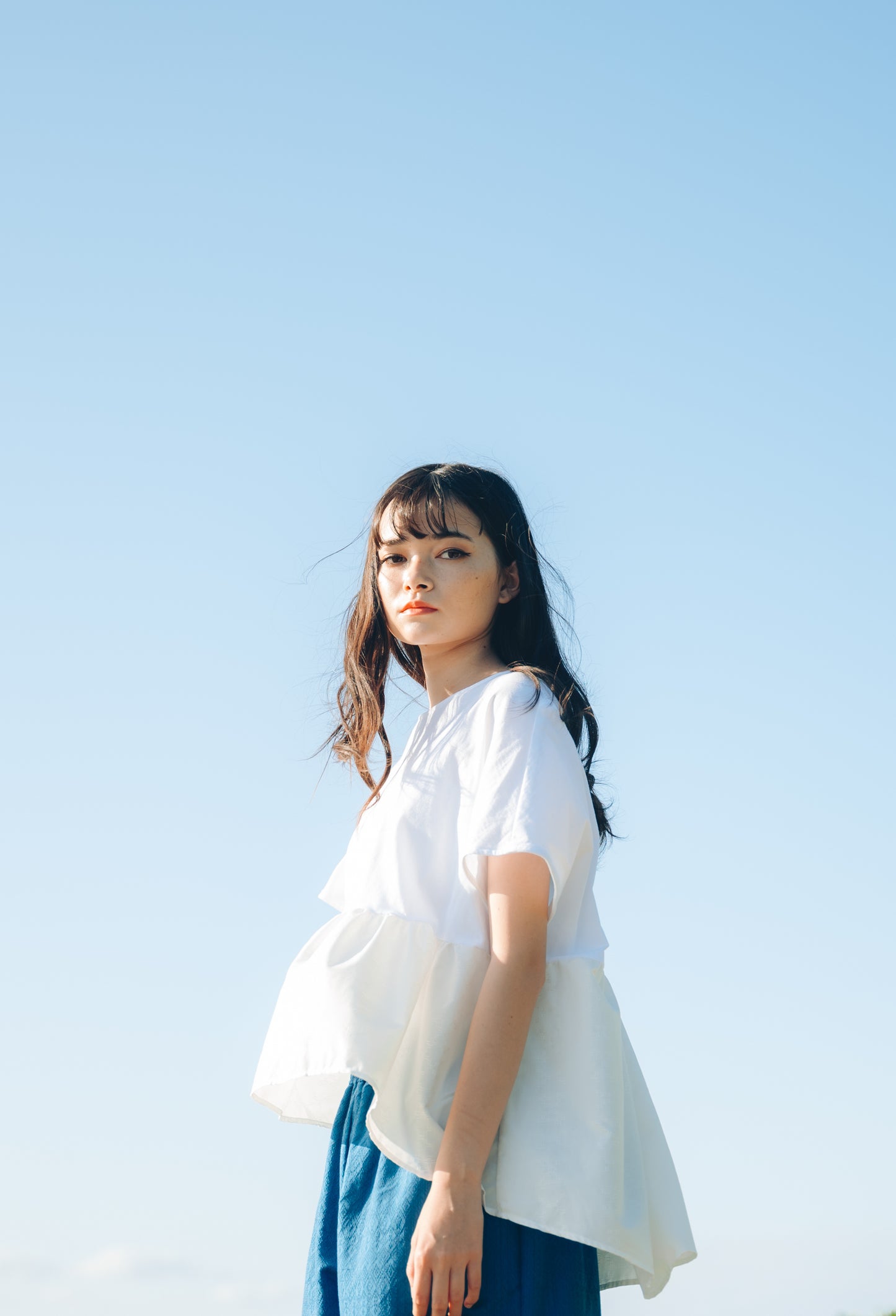 【YOAKE】 ギャザーTOPS(White×White)