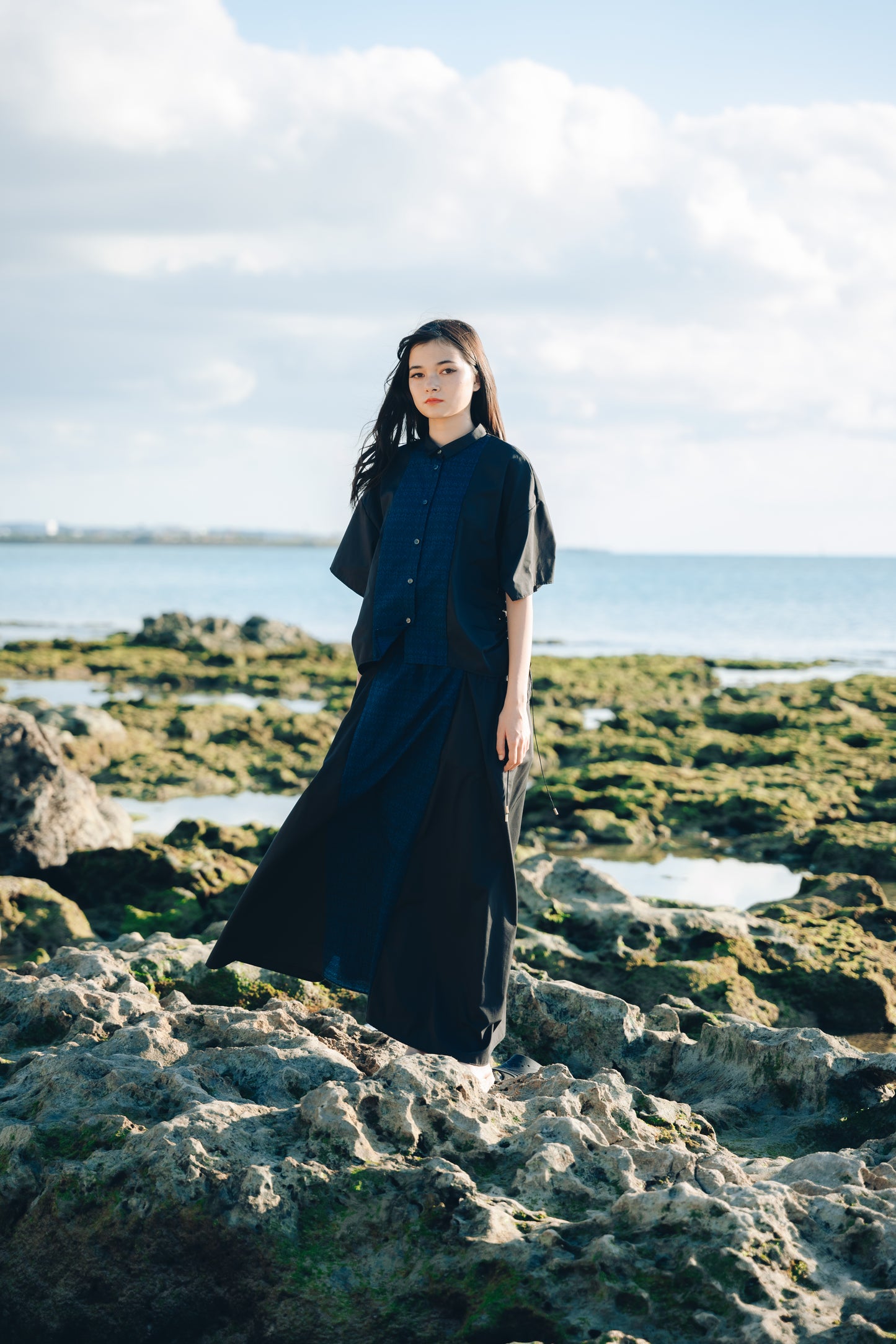 【YOAKE】 ドロストシャツ(Black)