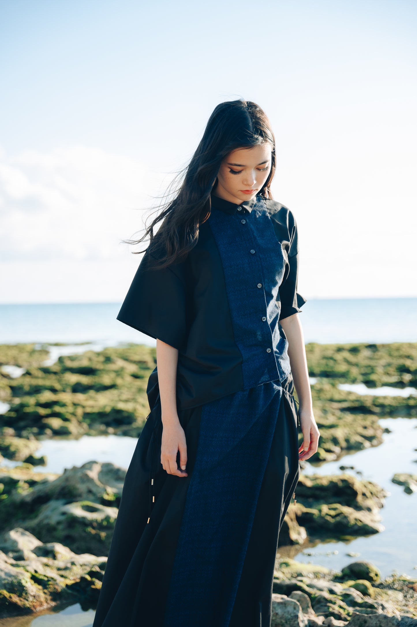 【YOAKE】 ドロストシャツ(Black)