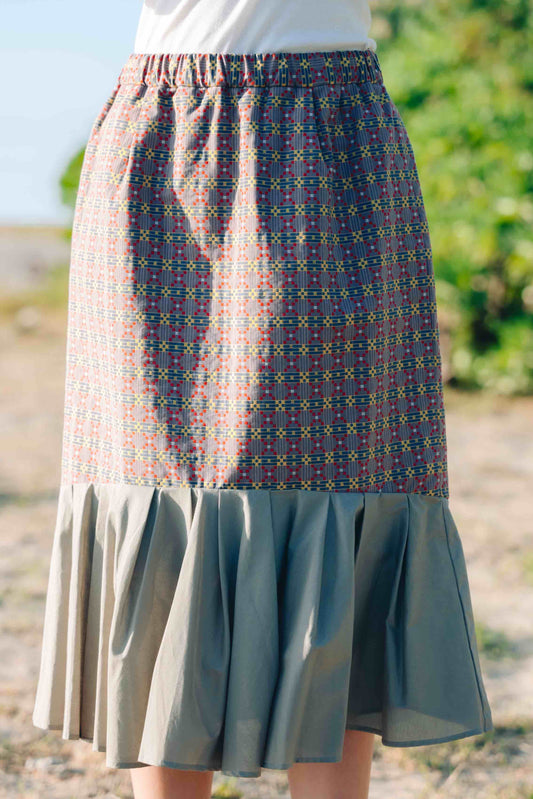 【YOAKE】裾タックスカート(Gray)