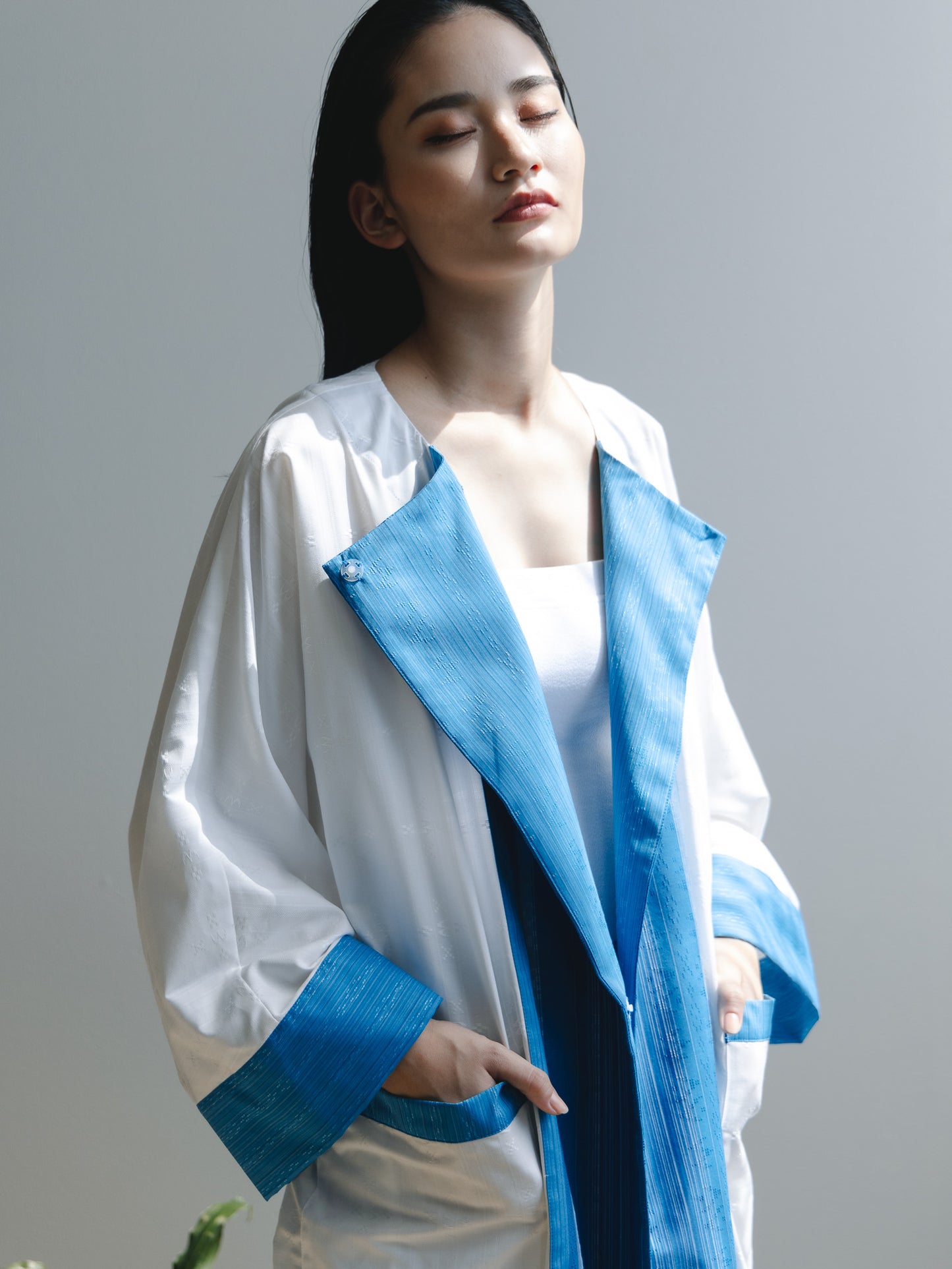 【YOAKE】ロングカーディガン(White×Blue)