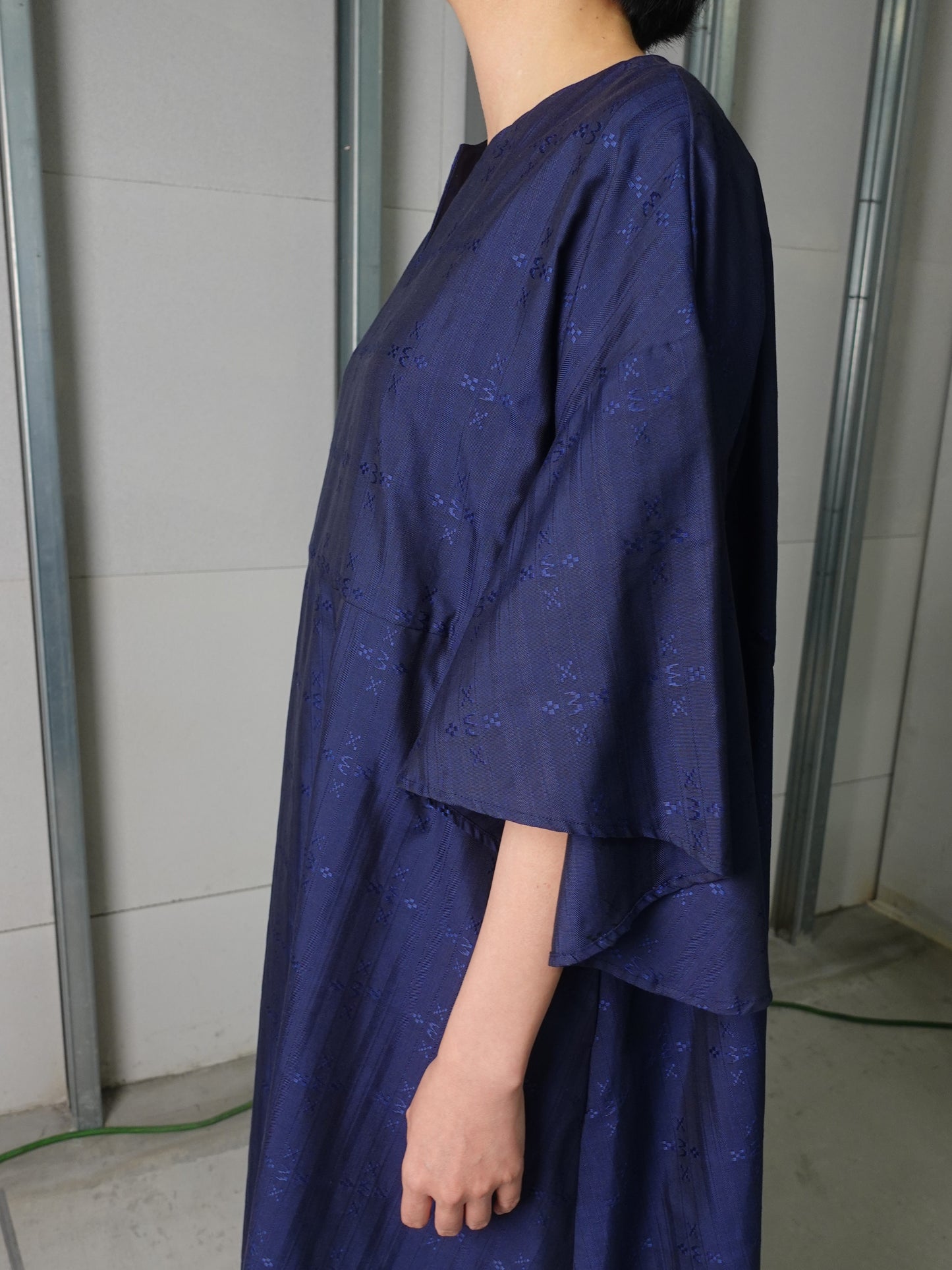 【YOAKE】フレア袖ワンピース( Navy)