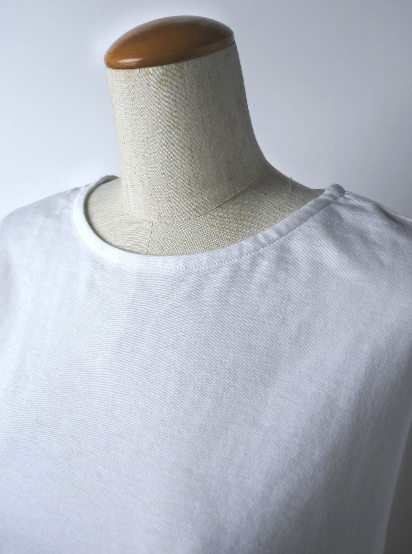 【YOAKE】フレア袖Tシャツ