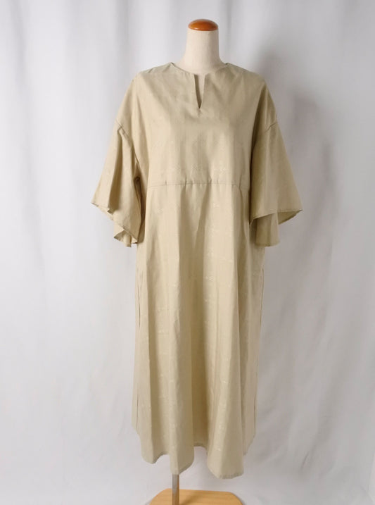【YOAKE】フレア袖ワンピース( Beige)