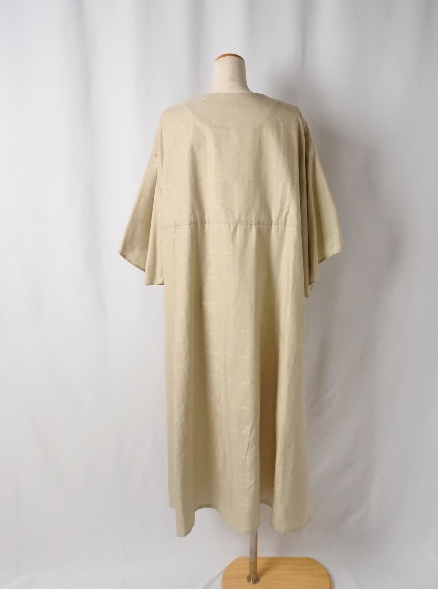 【YOAKE】フレア袖ワンピース( Beige)