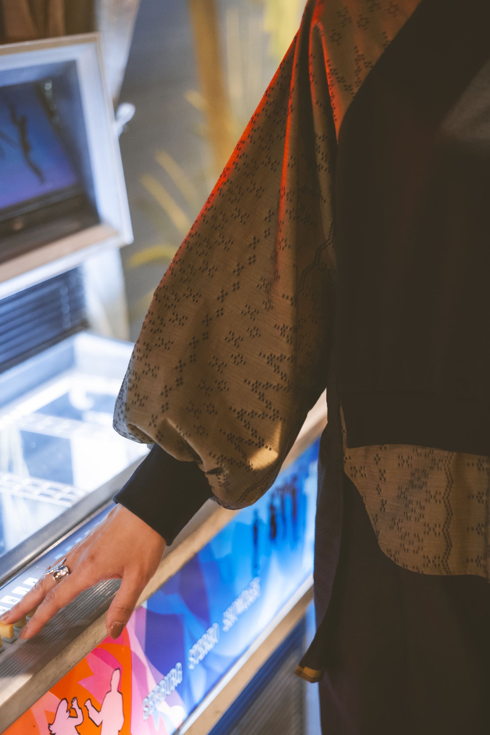 ぐすく花織 チュニック 裏毛 ディテール 沖縄伝統織物 レイヤードファッション