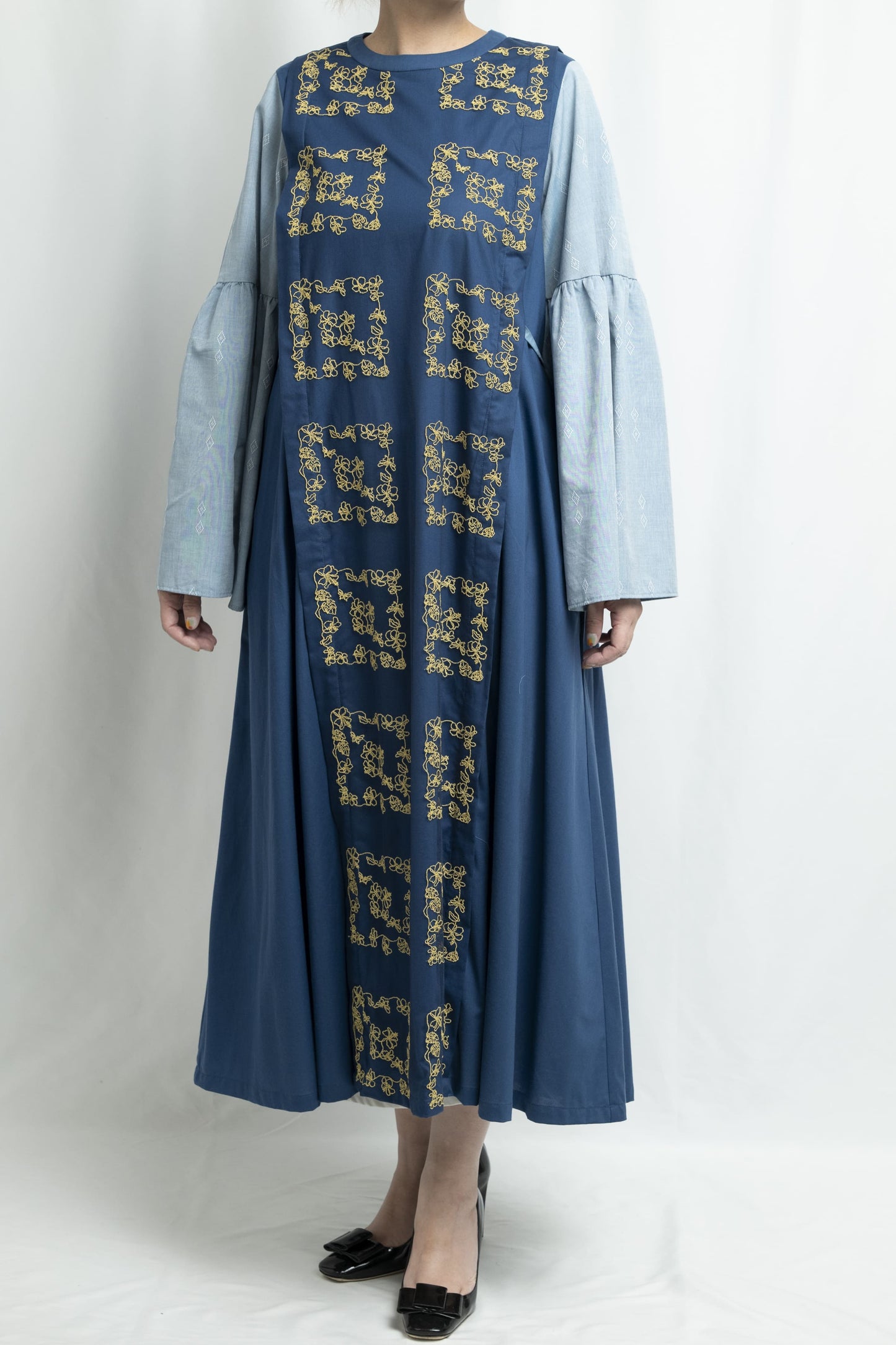 【YOAKE】チュール刺繍ロングワンピース (Blue)