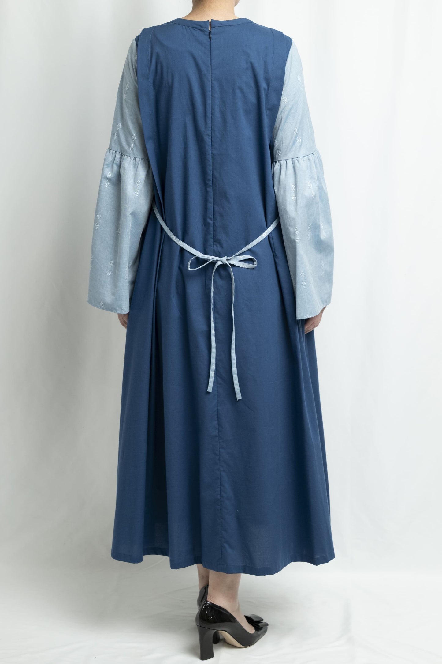 【YOAKE】チュール刺繍ロングワンピース (Blue)
