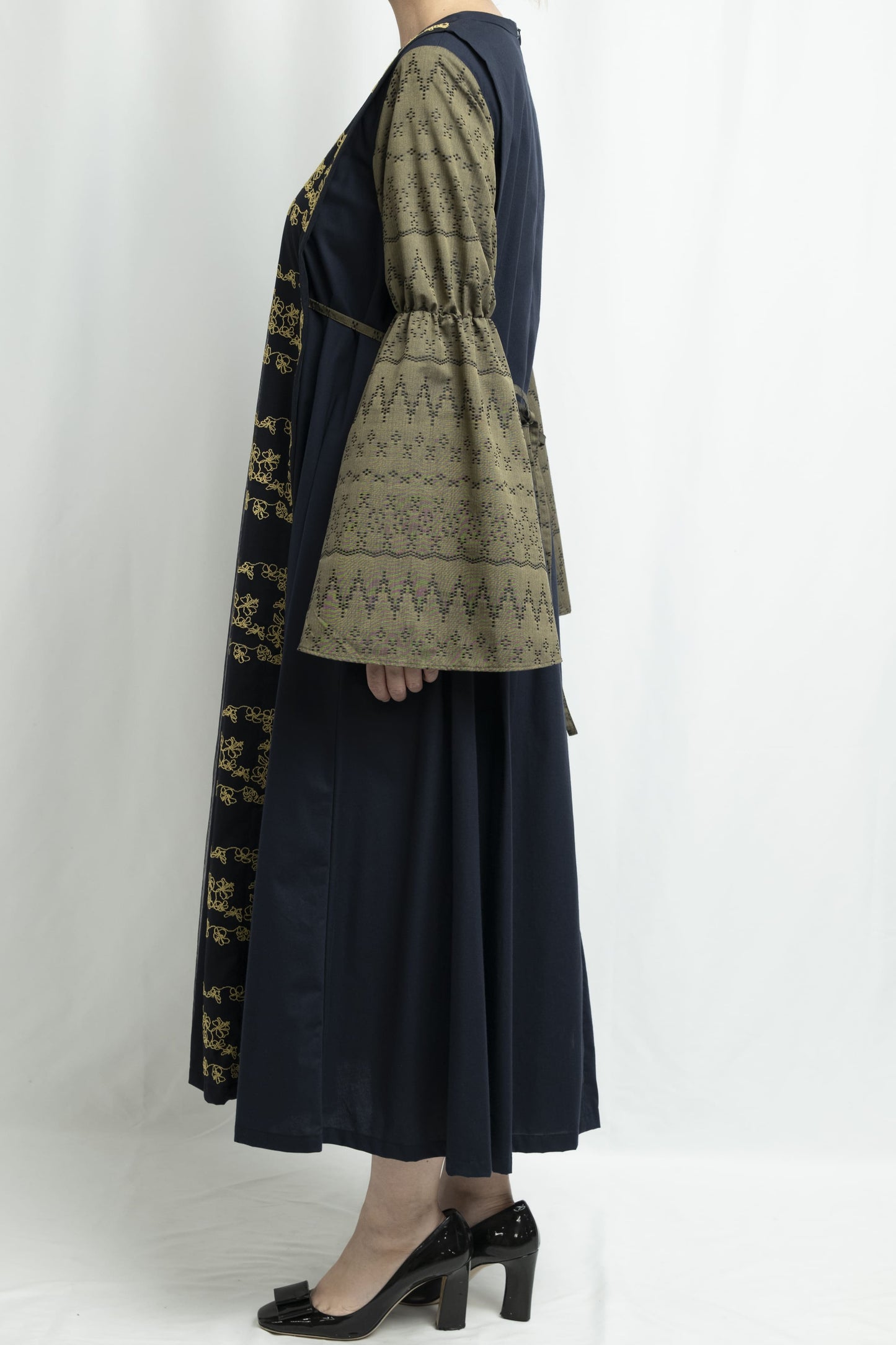 【YOAKE】チュール刺繍ロングワンピース (Navy)