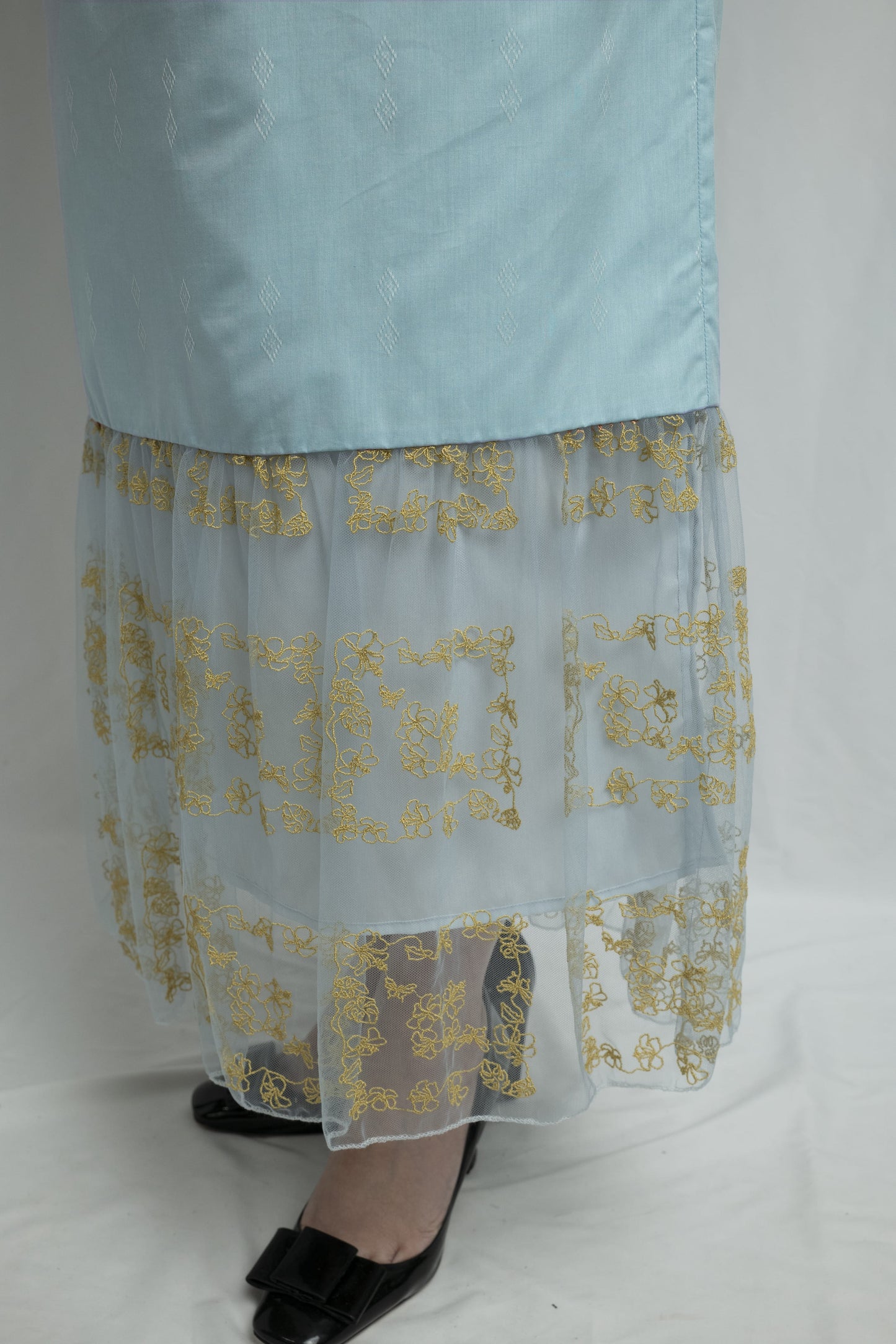 【YOAKE】チュール刺繍ロングスカート (Light blue)