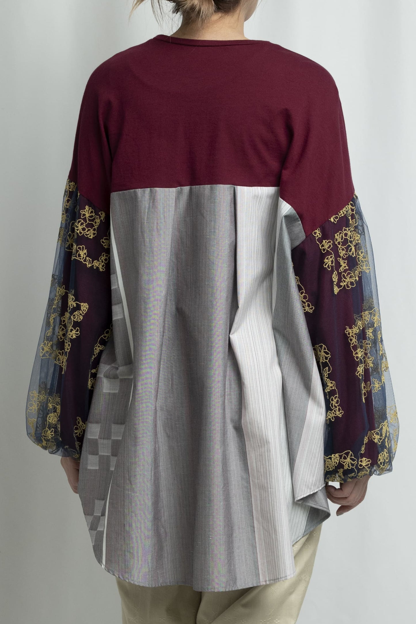 【YOAKE】チュール刺繍パフスリーブチュニック (Wine red)
