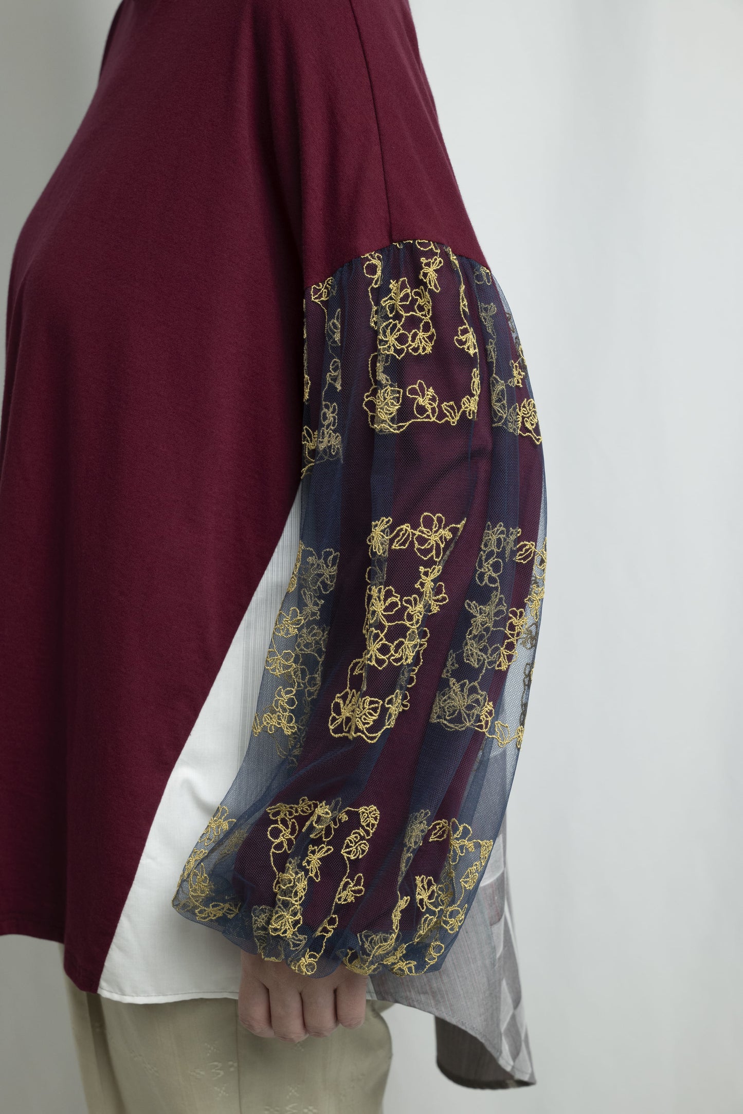 【YOAKE】チュール刺繍パフスリーブチュニック (Wine red)