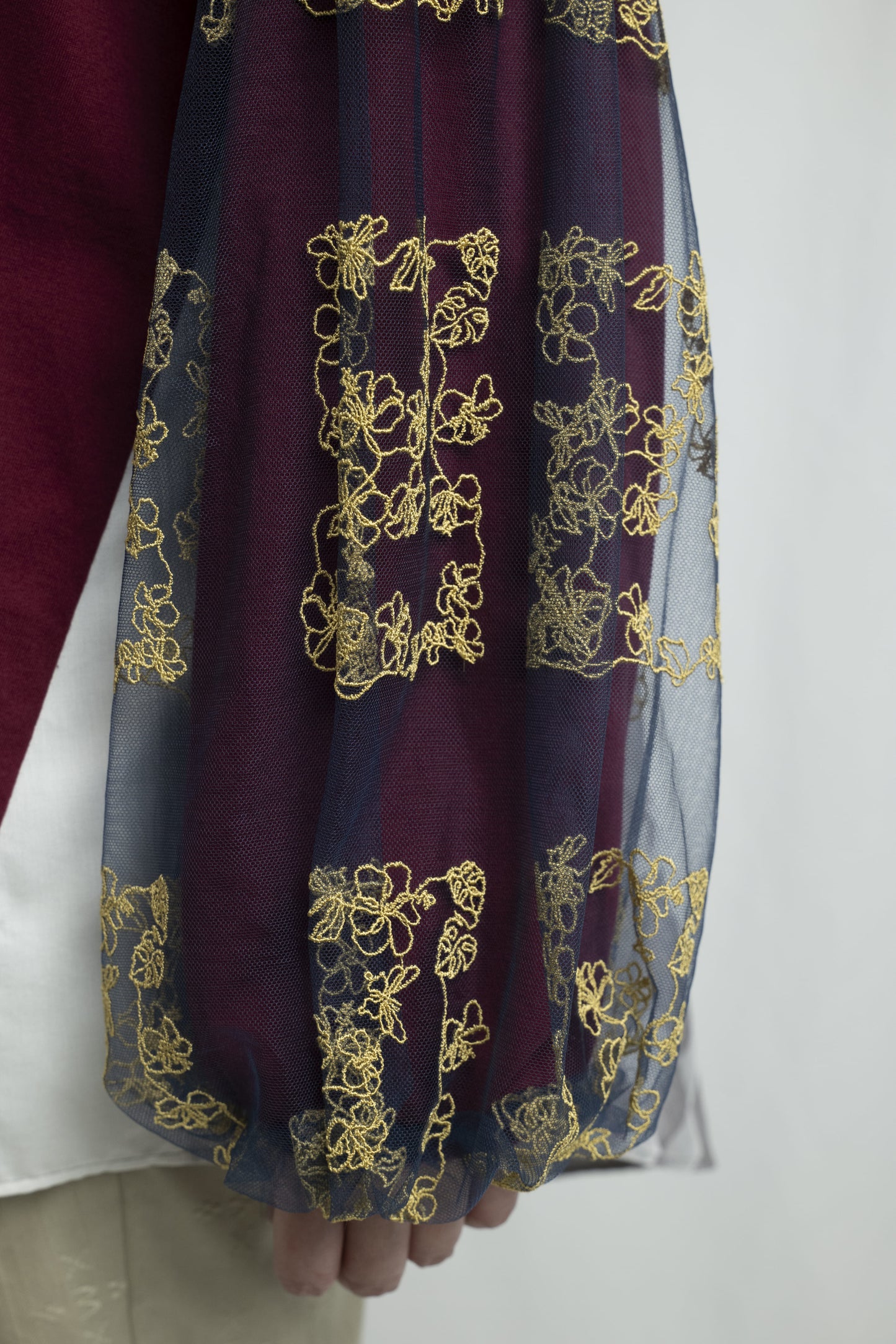 【YOAKE】チュール刺繍パフスリーブチュニック (Wine red)