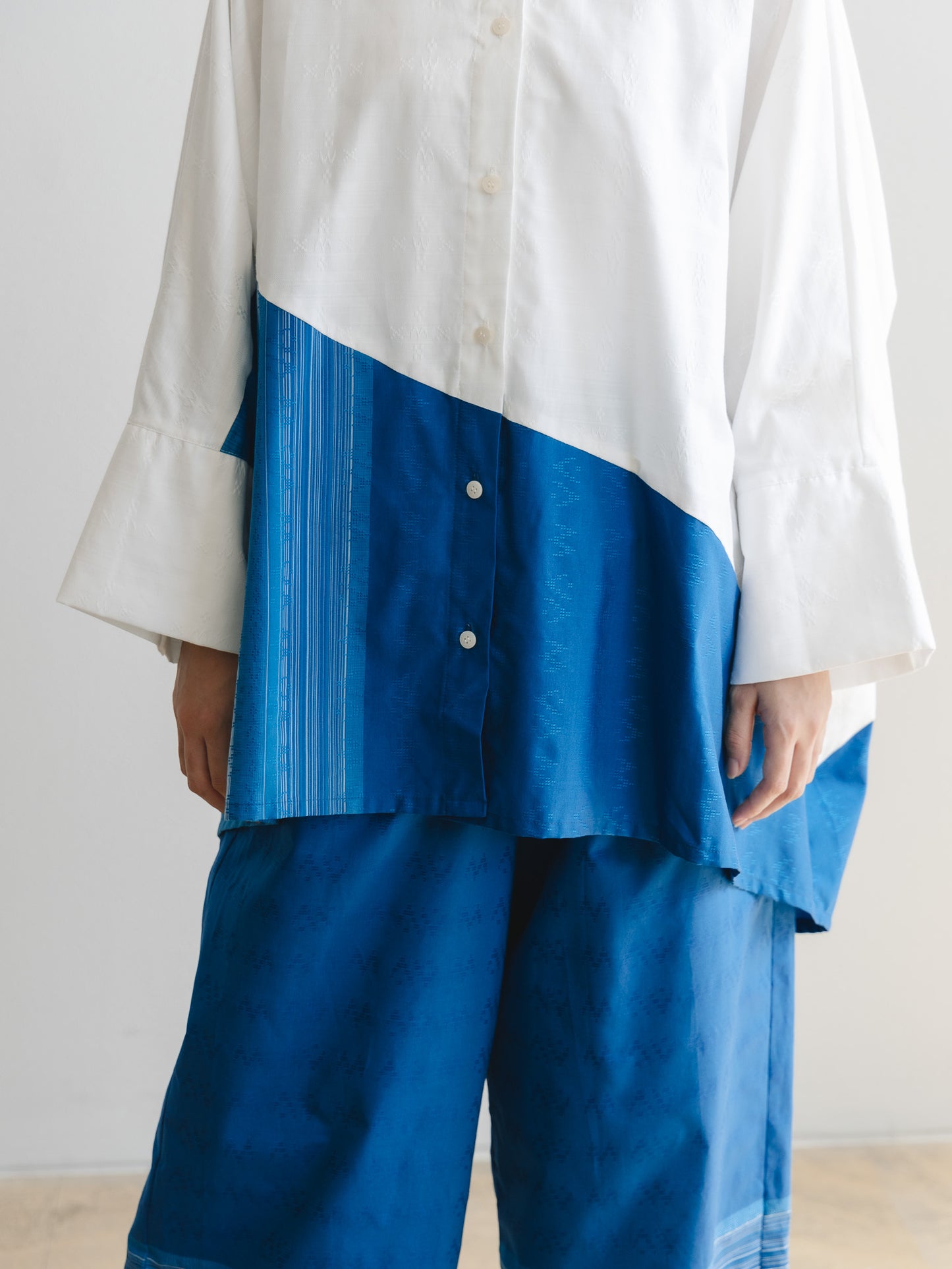 【YOAKE】2WAY長袖シャツチュニック (White×Blue)