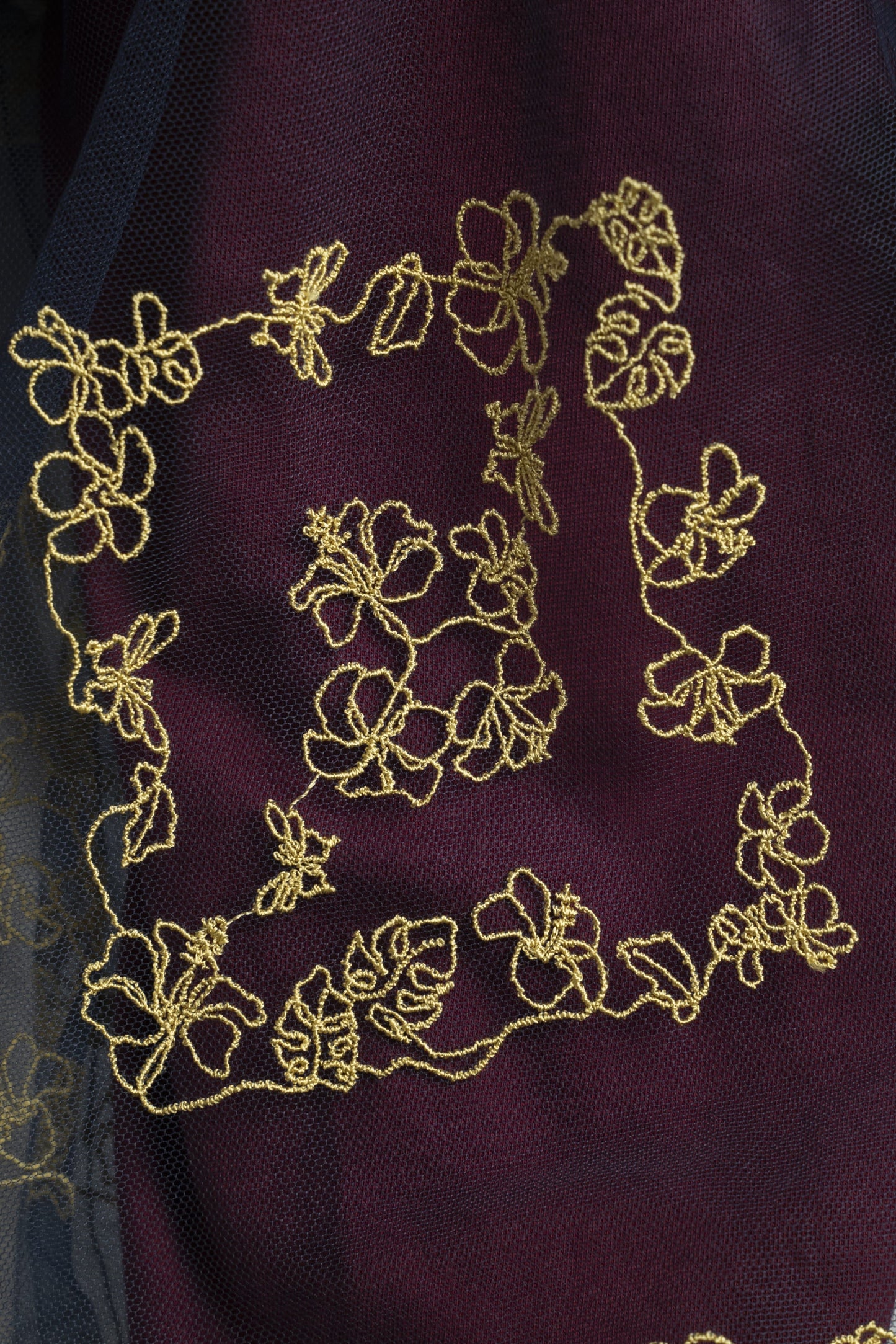 【YOAKE】チュール刺繍パフスリーブチュニック (Wine red)